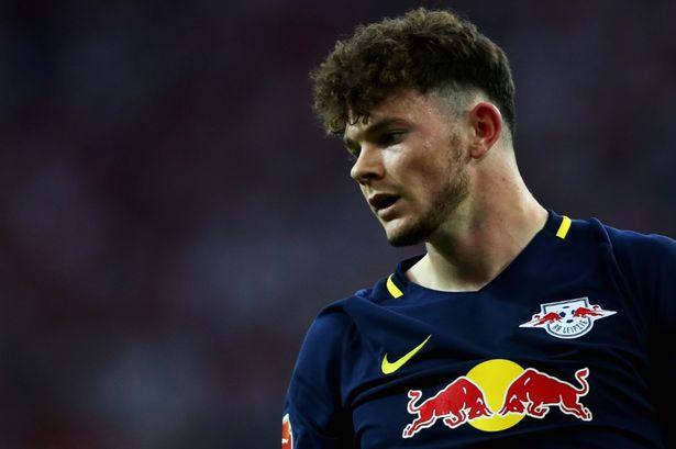 大背景下 大背景下