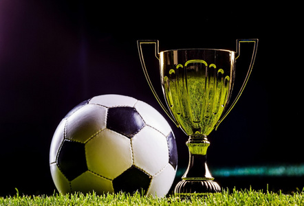 赛的球队 赛的球队